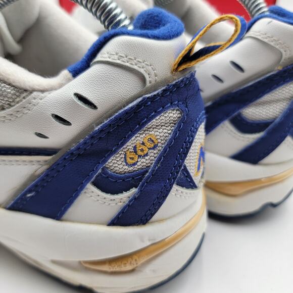New Balance Vintage 660 Blue and White Men’s Sz 8.5 (393) - Picture 7 of 9
